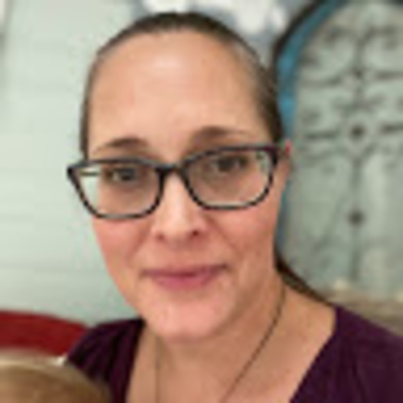 Meet your Posher, Sandie - Picture 1 of 1